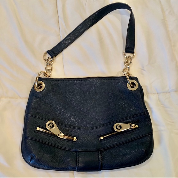 MK Small Shoulder Bag - Picture 2 of 10